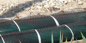 protective pipeline mesh